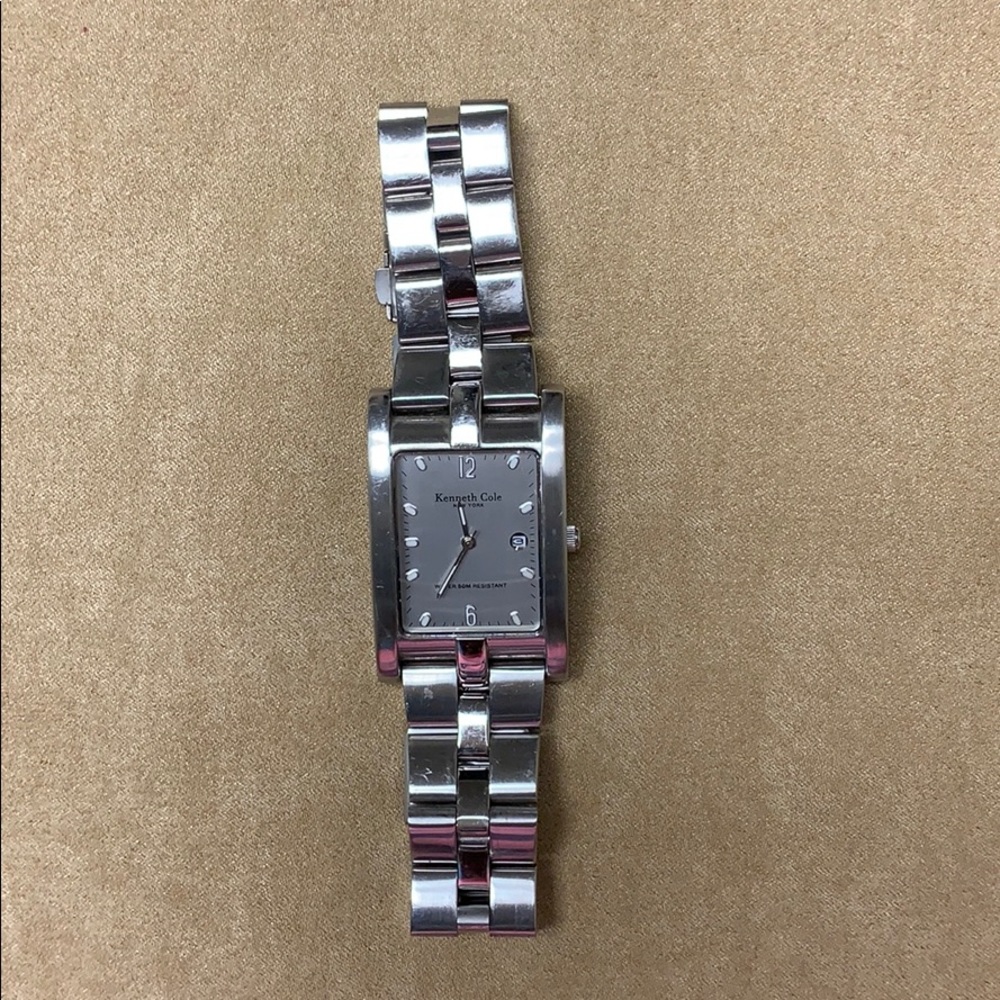 Kenneth Cole Watch - Picture 5 of 6